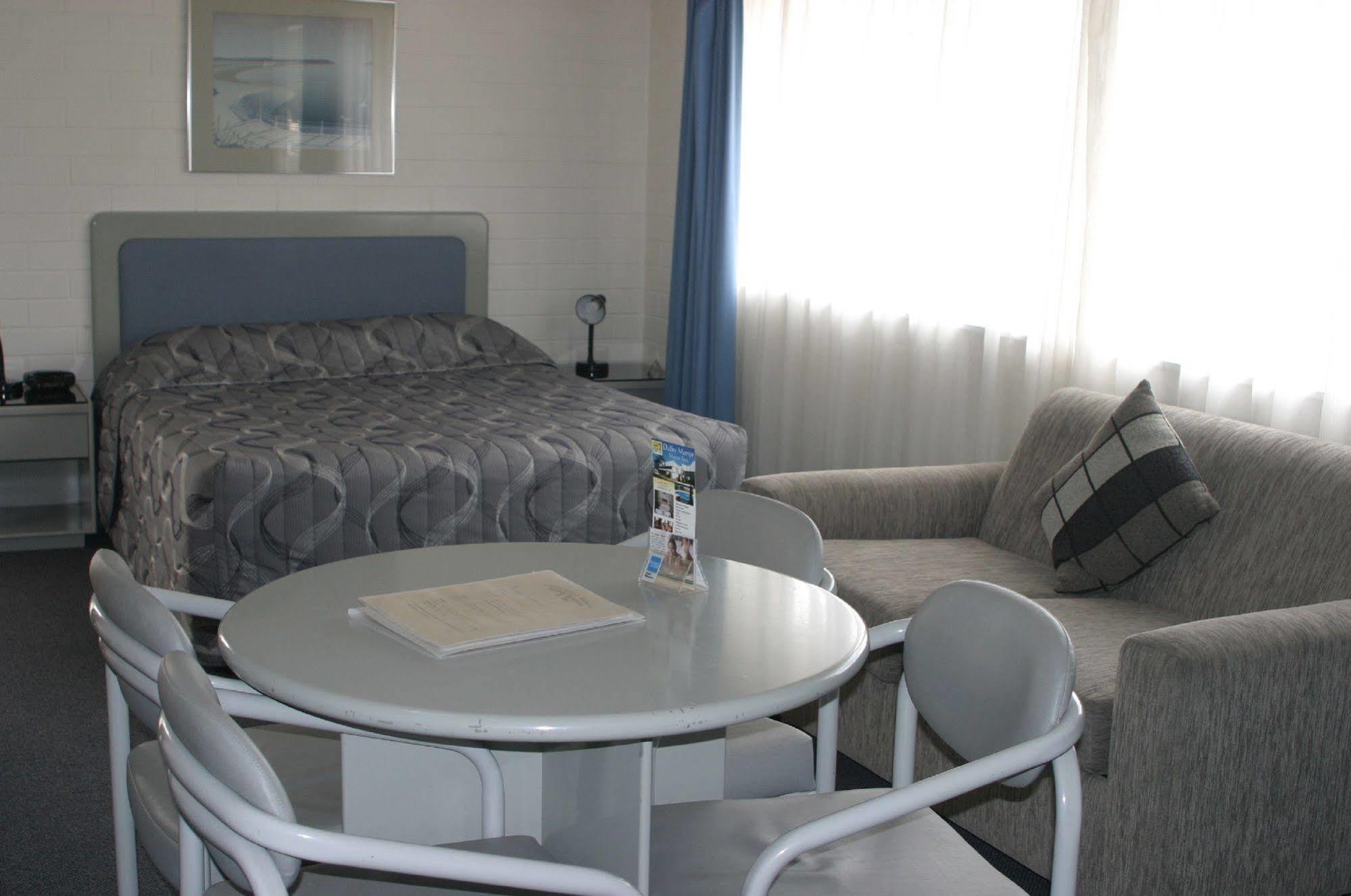 Manor Motor Motel