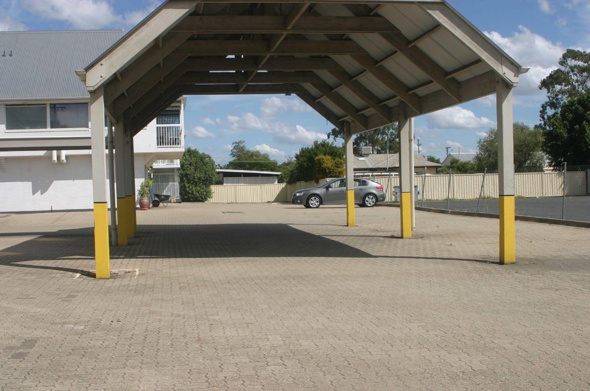 Manor Motor Dalby